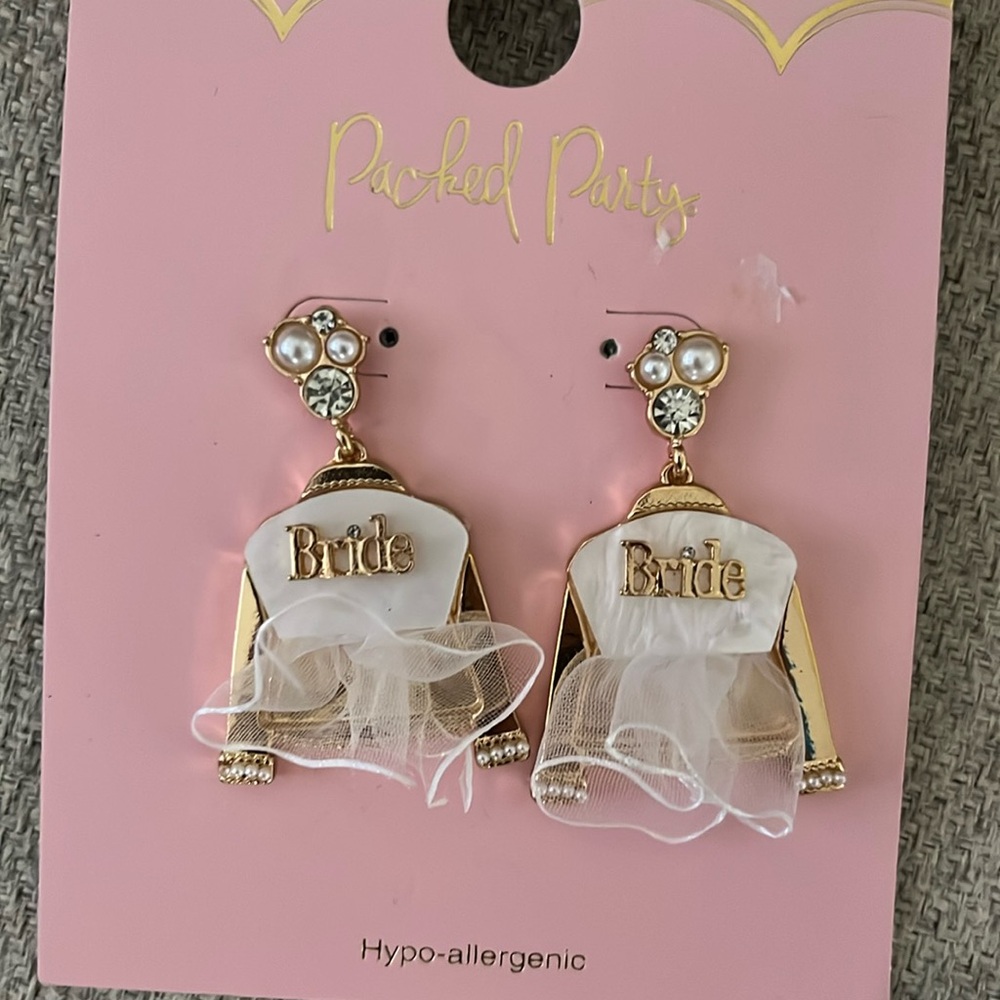 Earrings Packed Party Brand Bride Earrings new with tags white